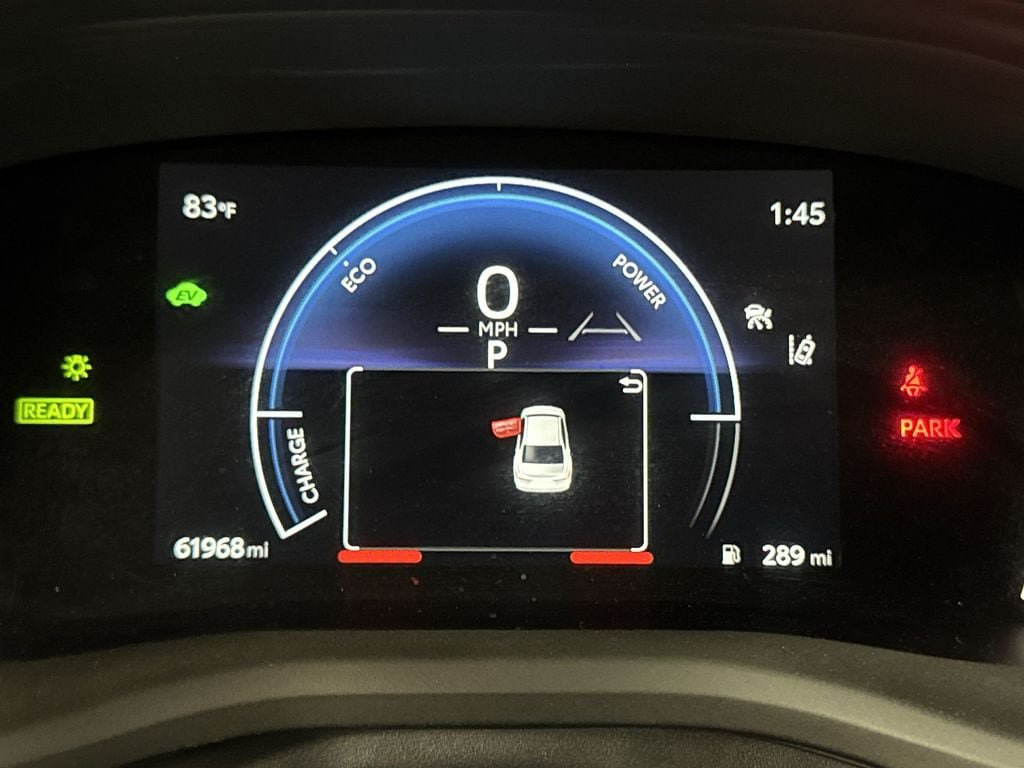 Used 2025 Toyota Camry SE FWD image 18