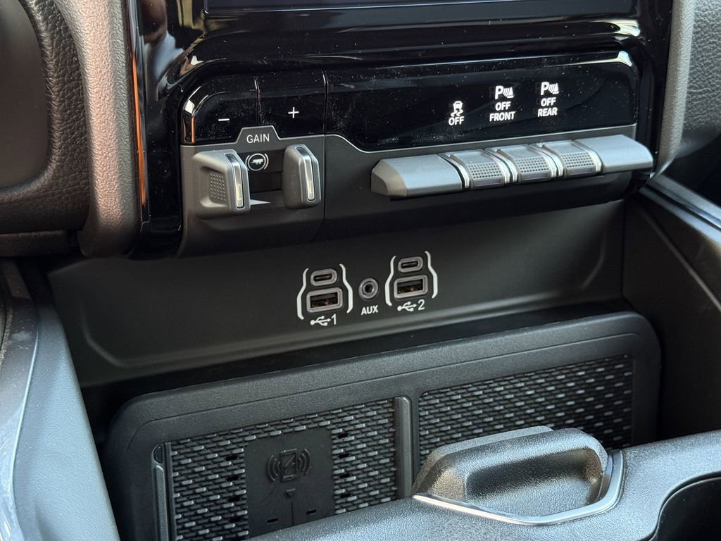 New 2026 RAM 1500 Laramie w/ Laramie Southwest Edition image 21