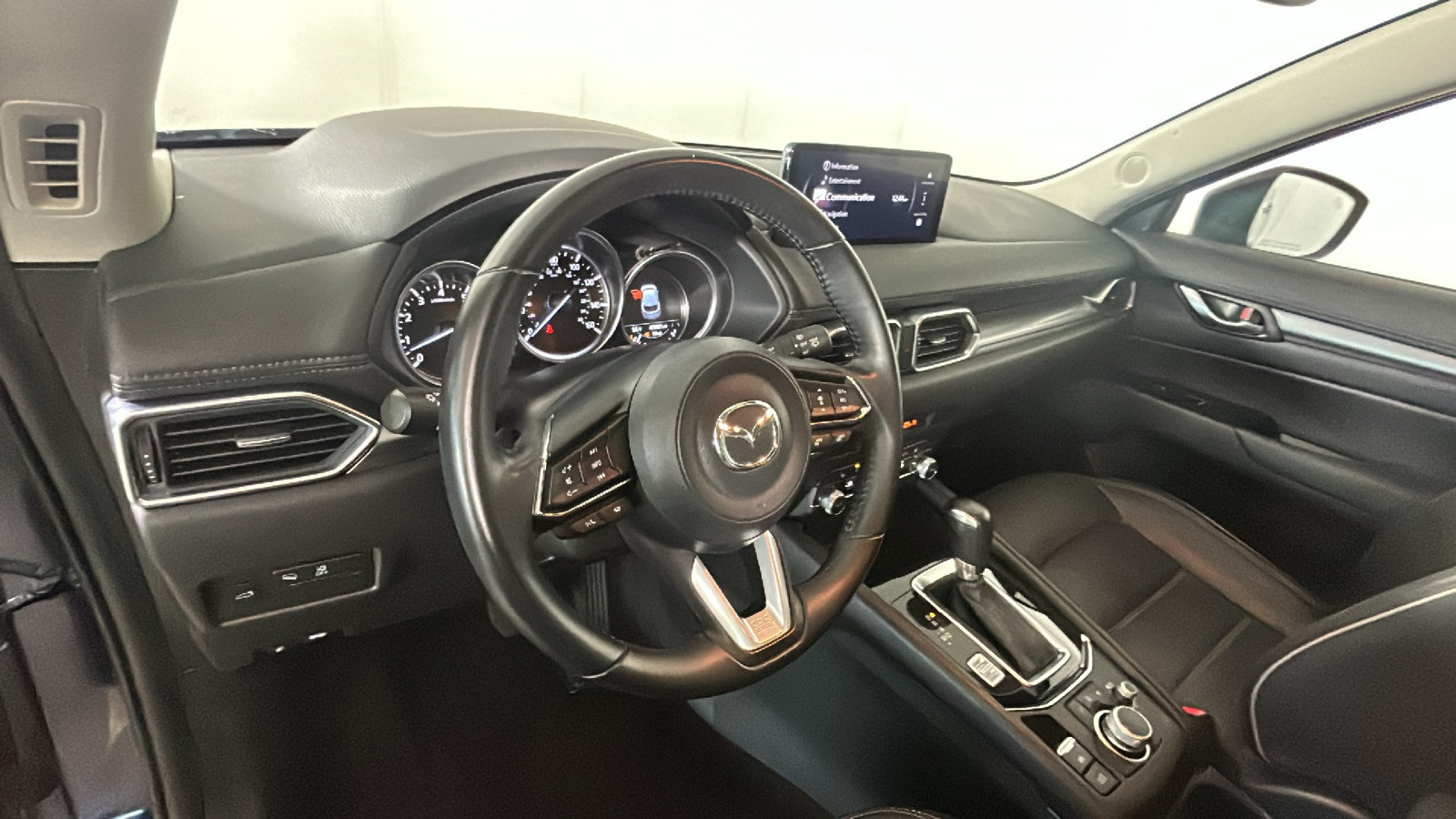 Used 2025 MAZDA CX-5 AWD 2.5 S w/ Preferred Package image 15
