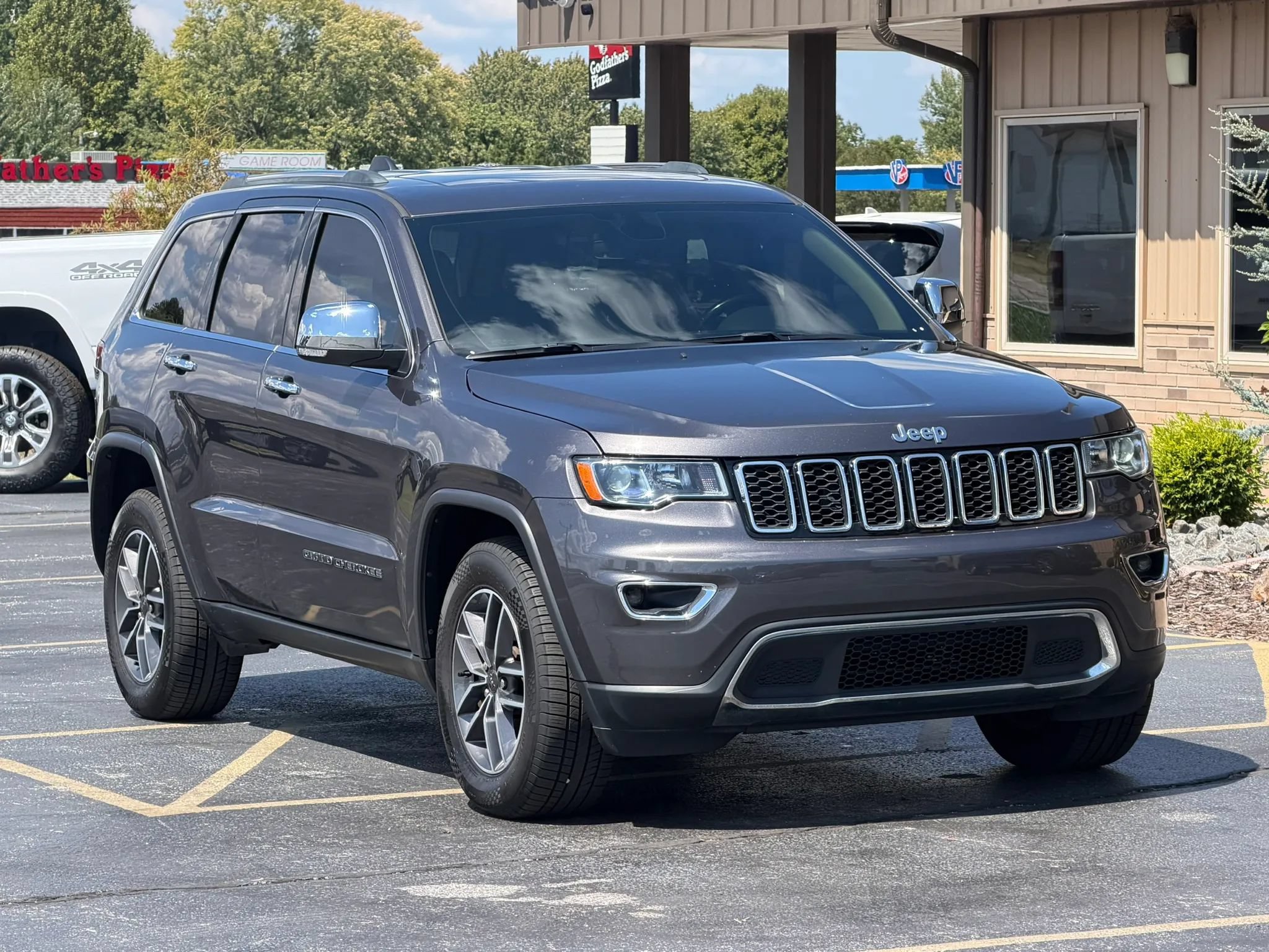 Used 2020 Jeep Grand Cherokee Limited AWD/4WD image 49