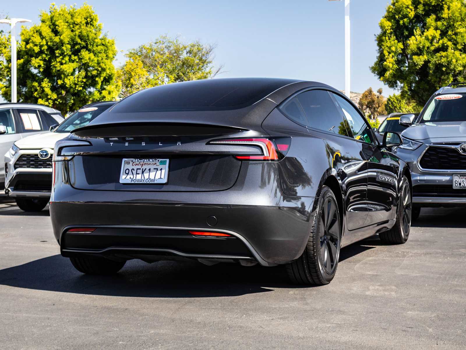 Used 2025 Tesla Model 3 Long Range RWD image 9