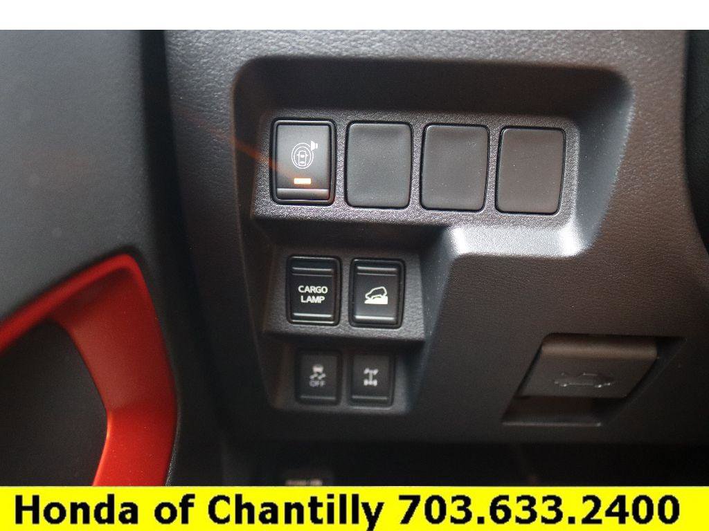 Used 2023 Nissan Frontier PRO-4X w/ Technology Package image 20