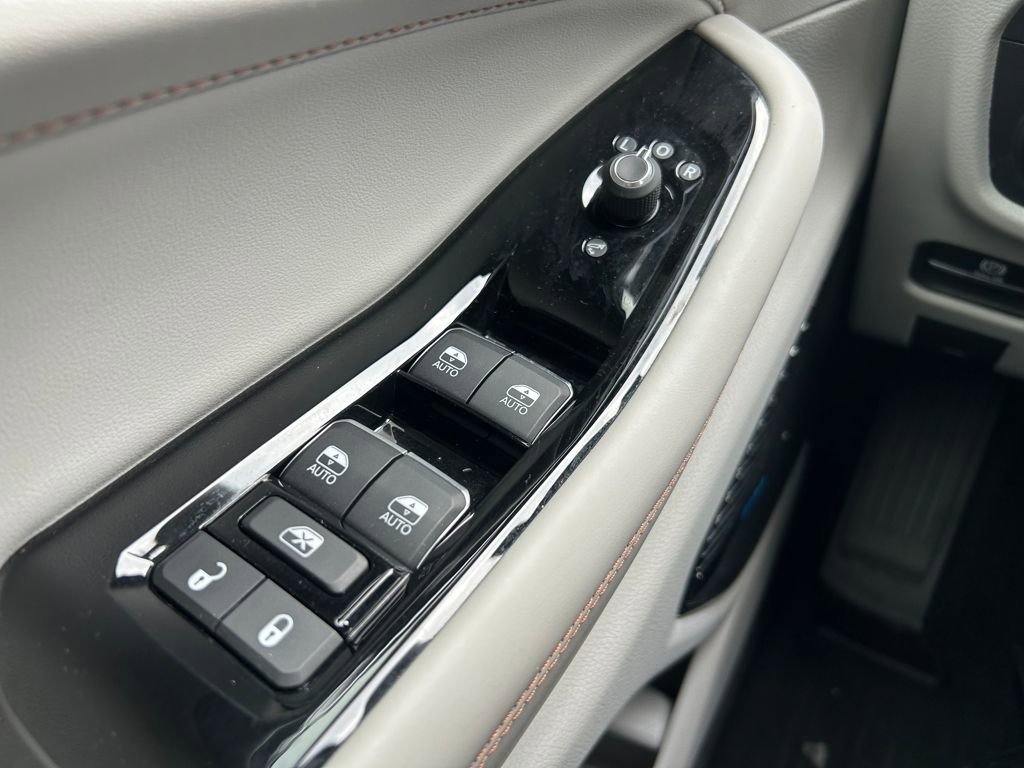 Certified 2023 Jeep Grand Cherokee Overland image 20