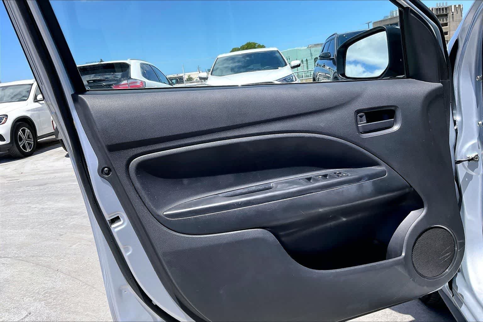 Used 2024 Mitsubishi Mirage ES FWD image 27