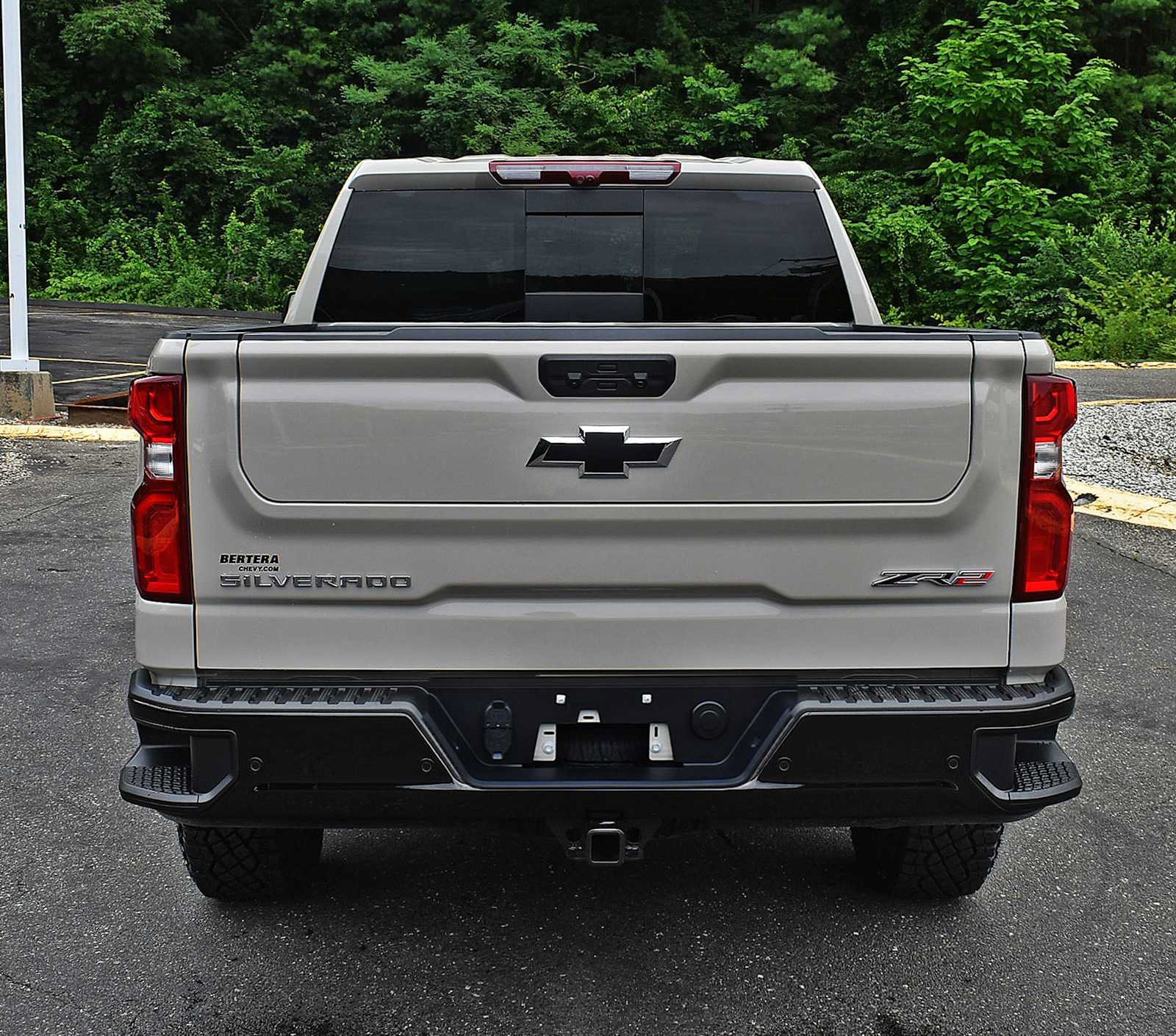 Used 2026 Chevrolet Silverado 1500 ZR2 w/ LPO, Dark Essentials Package AWD/4WD image 7