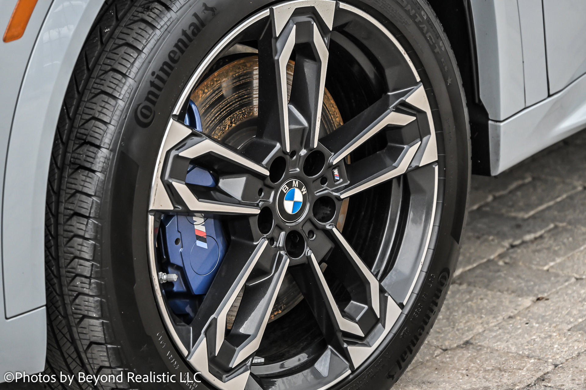 Used 2025 BMW X2 xDrive28i w/ Premium Package image 13