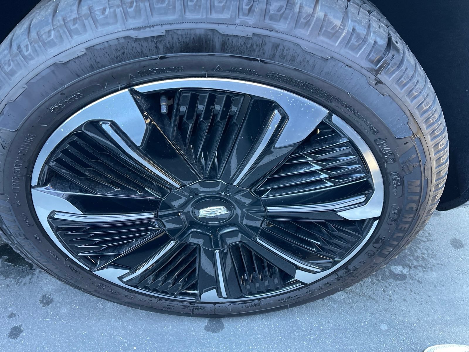 Certified 2026 Cadillac Escalade IQL Sport 2 AWD/4WD image 3