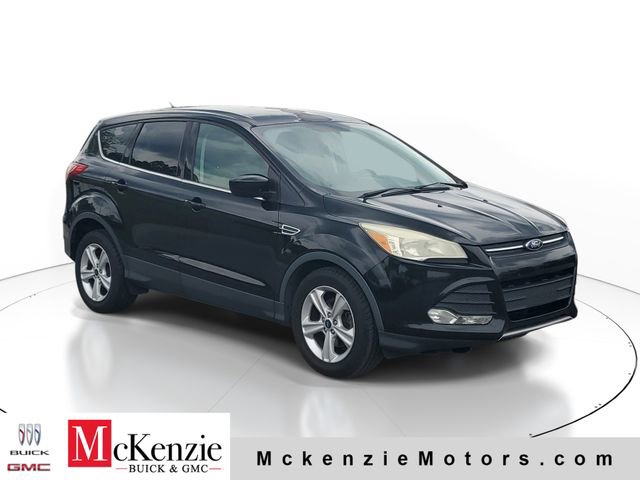 Used 2015 Ford Escape SE FWD image 1
