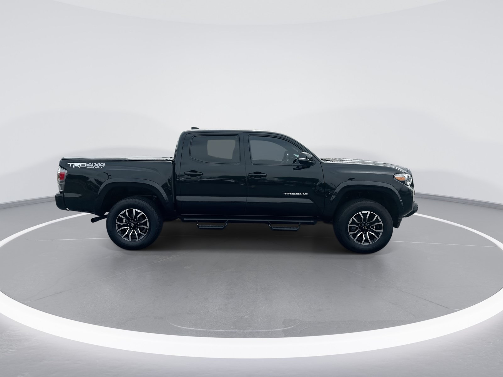 Used 2021 Toyota Tacoma TRD Sport AWD/4WD image 10