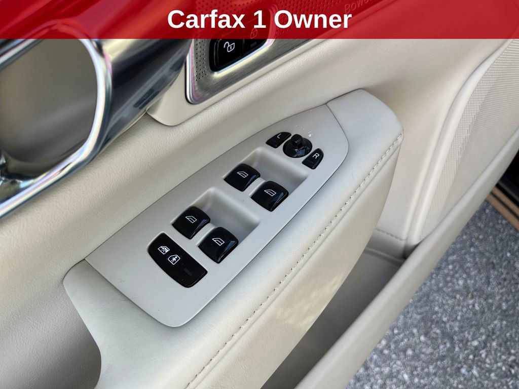 Used 2017 Volvo V90 T6 Cross Country image 14