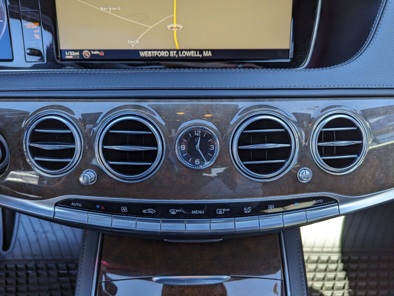 Used 2015 Mercedes-Benz S 550 4MATIC Sedan image 24