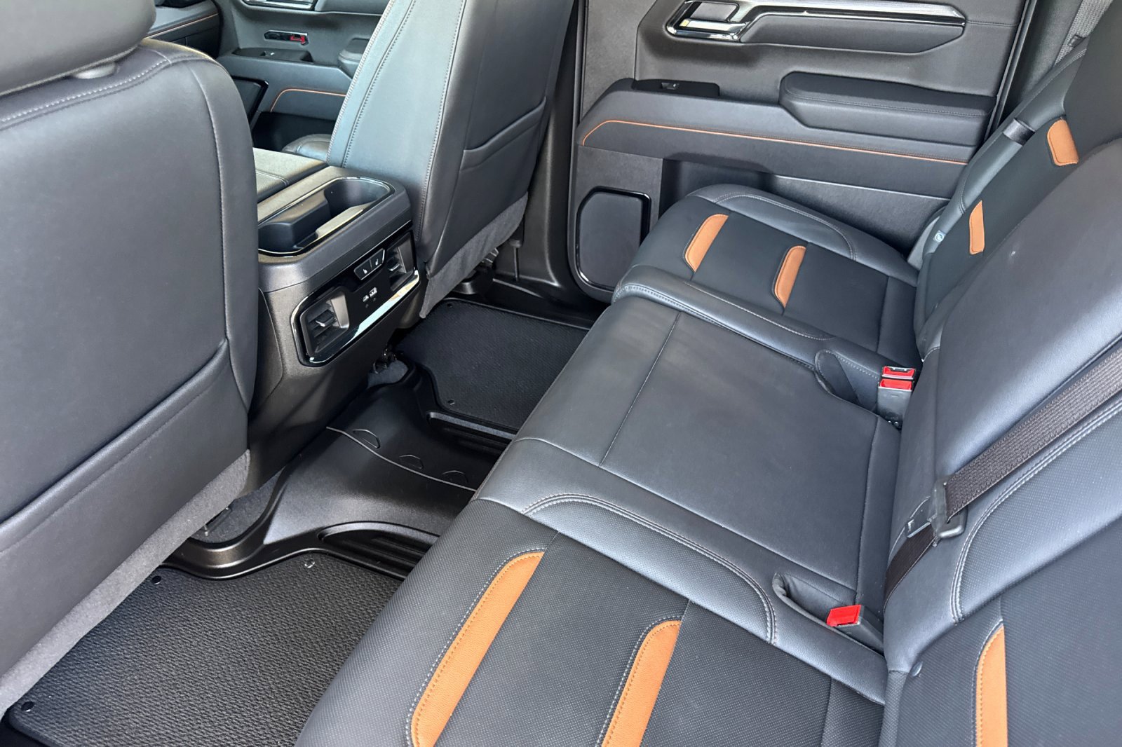 Certified 2025 GMC Sierra 1500 AT4 AWD/4WD image 13