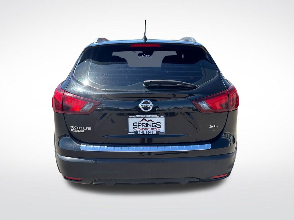Used 2018 Nissan Rogue Sport SL w/ SL Premium Package FWD image 4