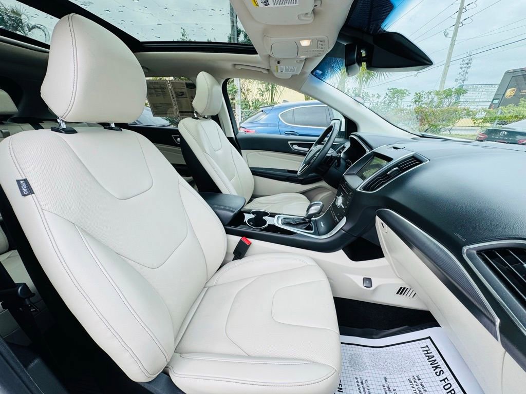Used 2018 Ford Edge Titanium w/ Equipment Group 301A image 17