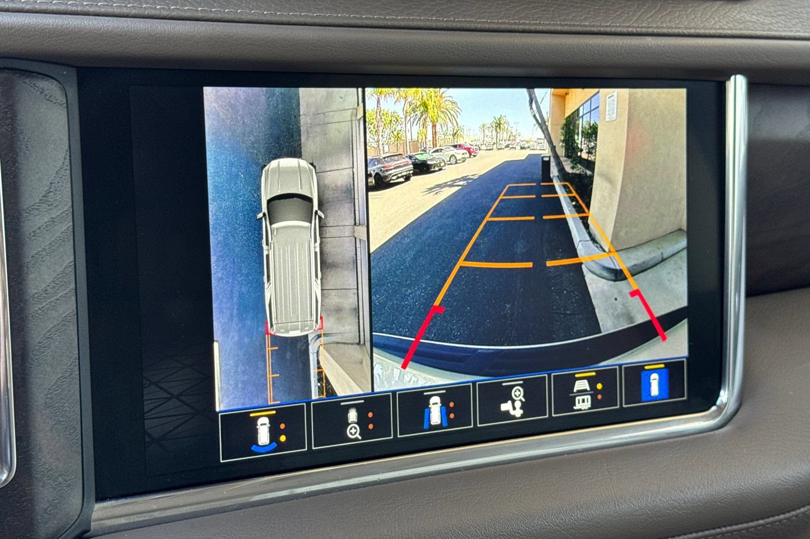 Certified 2023 GMC Yukon Denali AWD/4WD image 21