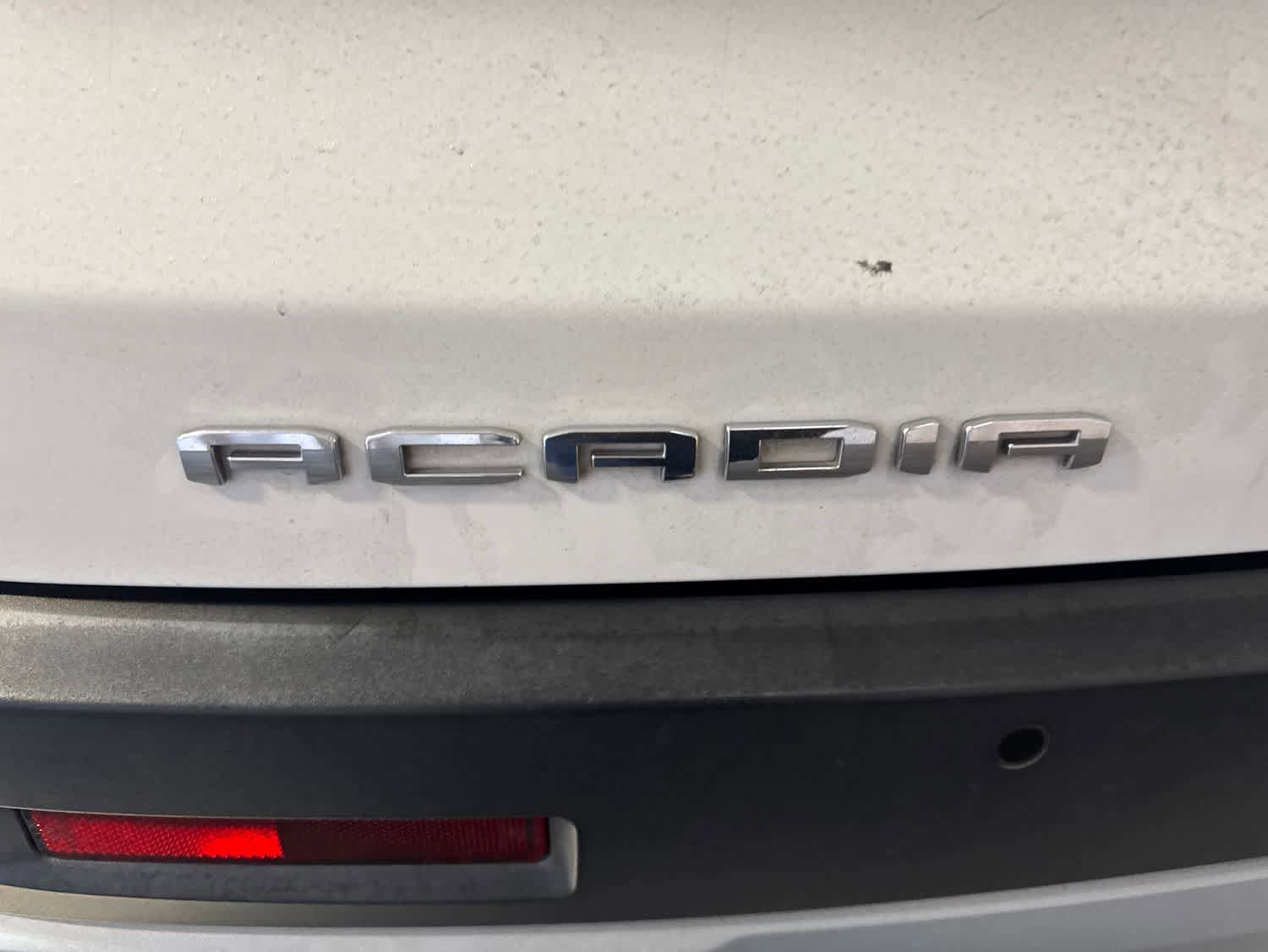Used 2020 GMC Acadia SLE FWD image 14