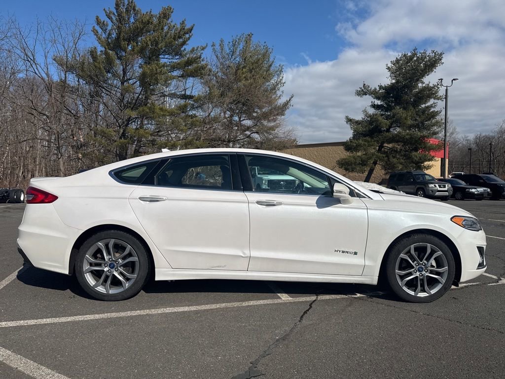 Used 2019 Ford Fusion Titanium image 12