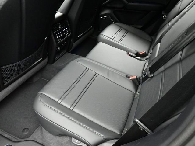 New 2026 Porsche Cayenne Turbo GT image 15