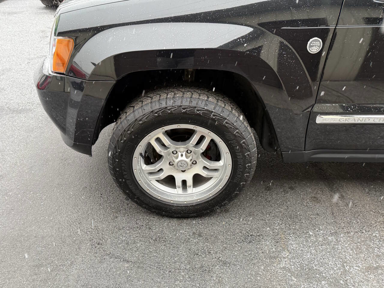 Used 2009 Jeep Grand Cherokee Limited w/ Quadra-Drive II 4X4 Group image 10