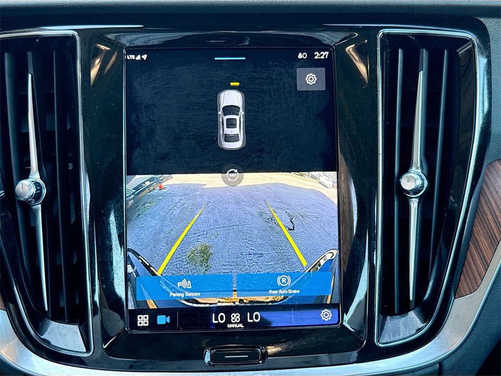 Used 2023 Volvo S60 B5 Plus image 14