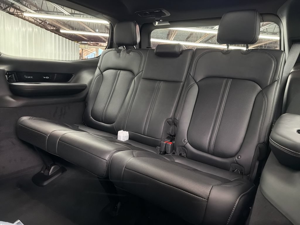 New 2026 Jeep Grand Wagoneer Summit w/ Rear Seat Video Group I AWD/4WD image 14