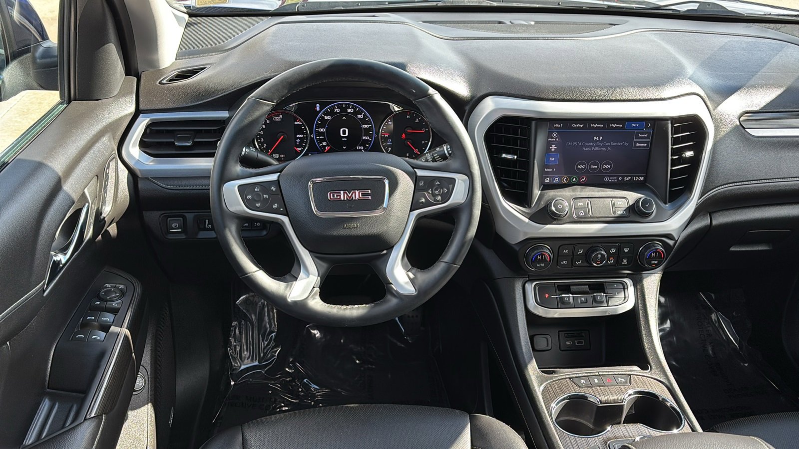 Used 2023 GMC Acadia SLT w/ Technology Package image 19