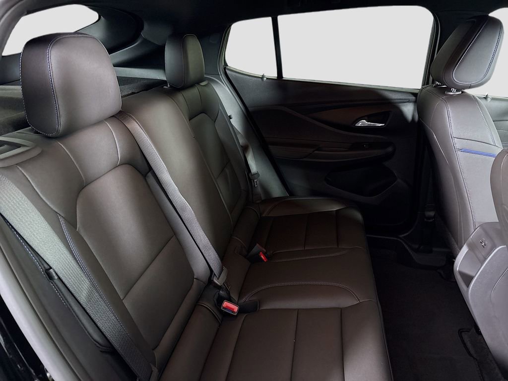 Used 2026 Buick Envista Sport Touring w/ Convenience I Package FWD image 28