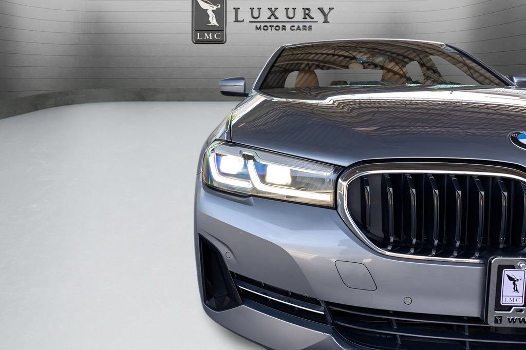 Used 2023 BMW 530i xDrive w/ Premium Package AWD/4WD image 14