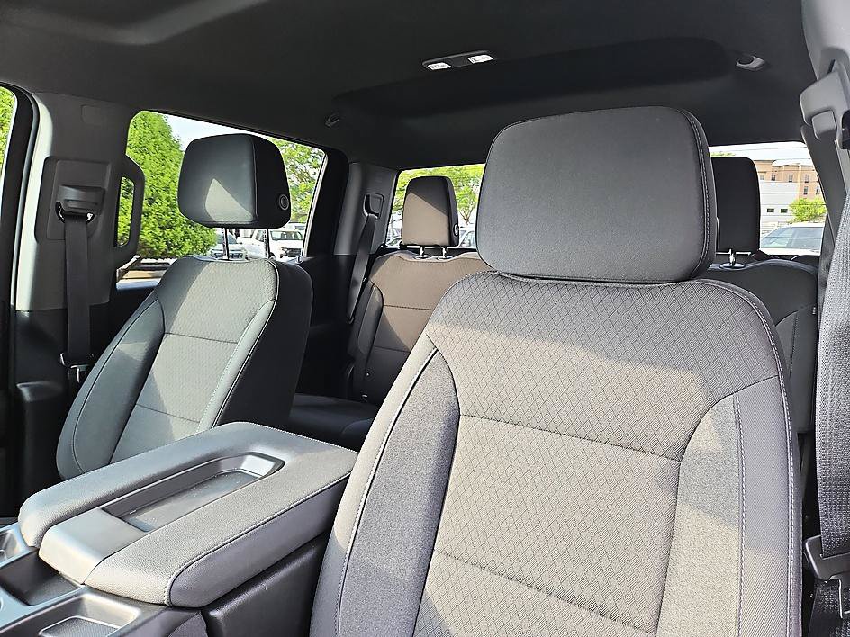 New 2026 Chevrolet Silverado 1500 Custom AWD/4WD image 15