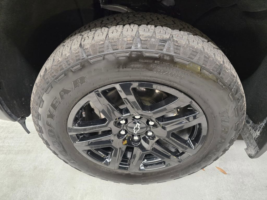 Used 2025 Chevrolet Silverado 1500 RST image 12