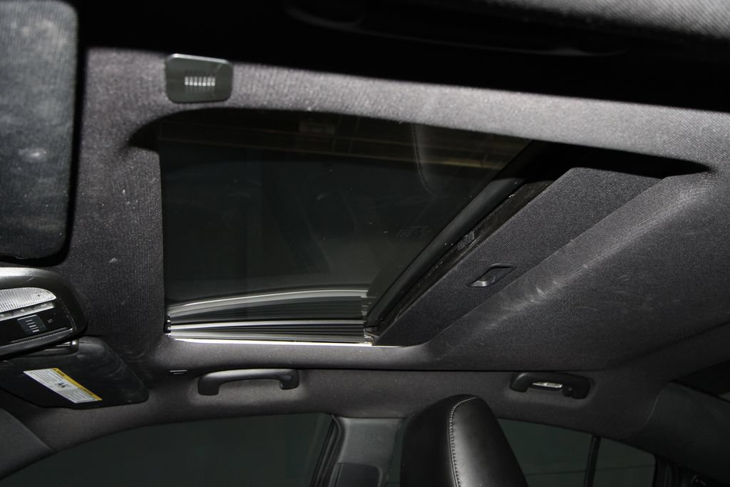 Used 2022 Dodge Charger R/T w/ Daytona Edition Group RWD image 19