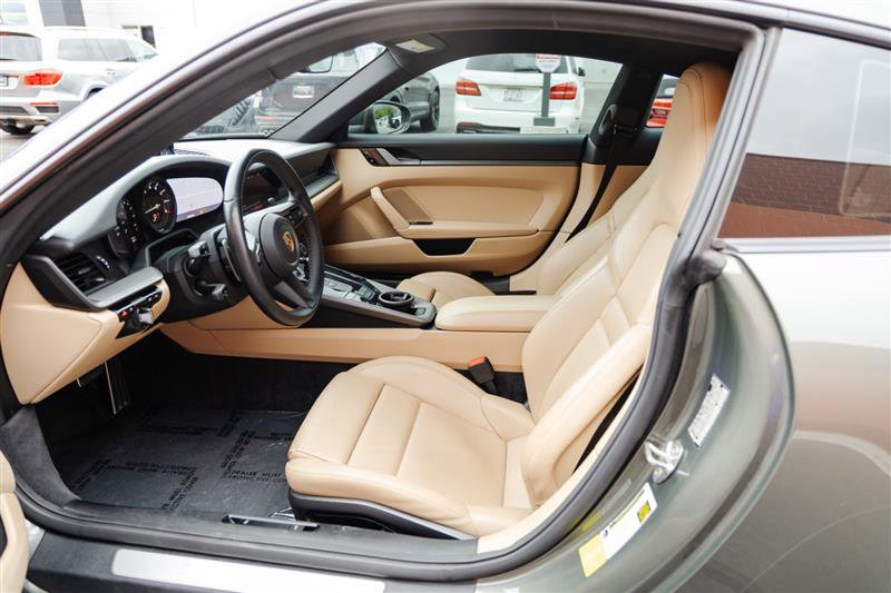 Used 2020 Porsche 911 Carrera RWD image 18