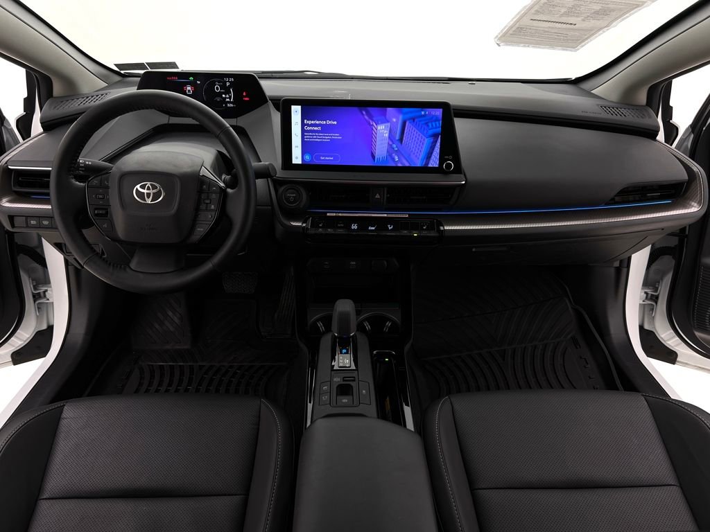 Used 2025 Toyota Prius XLE image 21