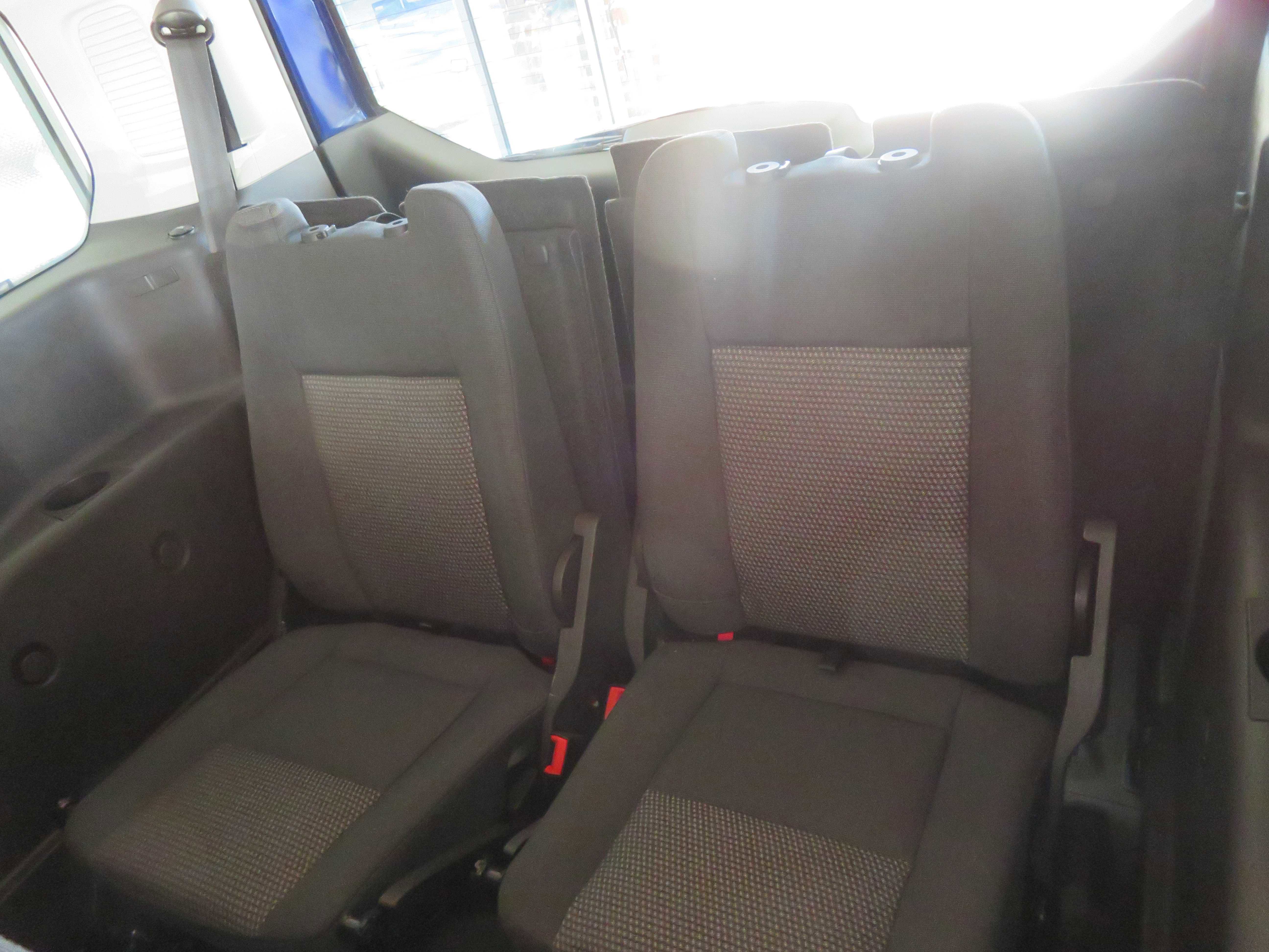 Used 2016 Ford Transit Connect XL image 18