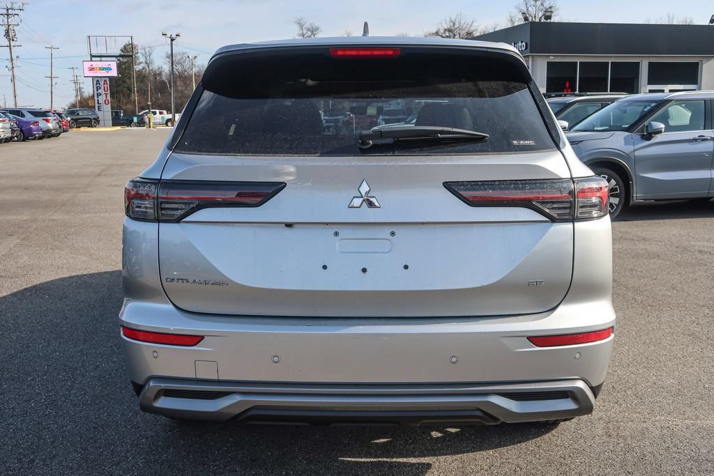 New 2026 Mitsubishi Outlander SE AWD/4WD image 10