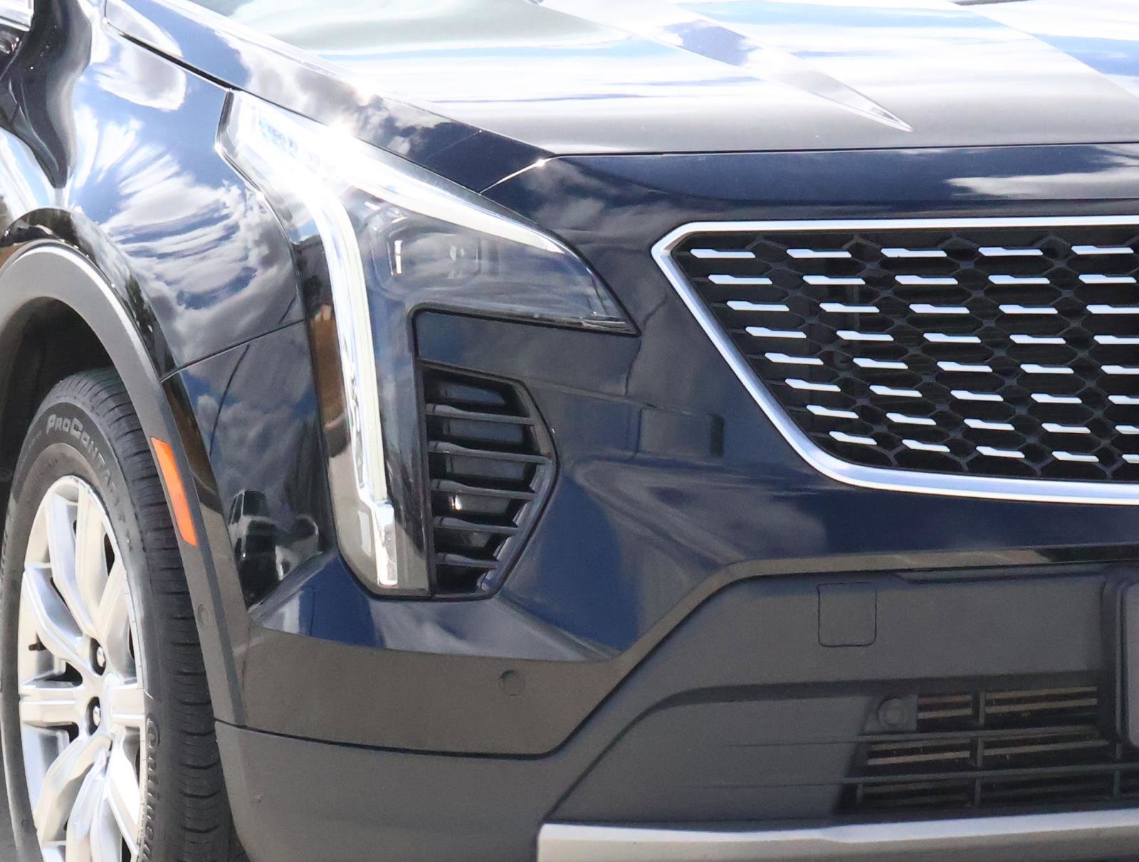 Used 2019 Cadillac XT4 Premium Luxury image 9