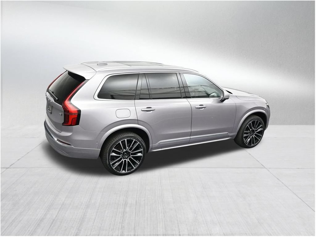 New 2026 Volvo XC90 B5 Ultra AWD/4WD image 17