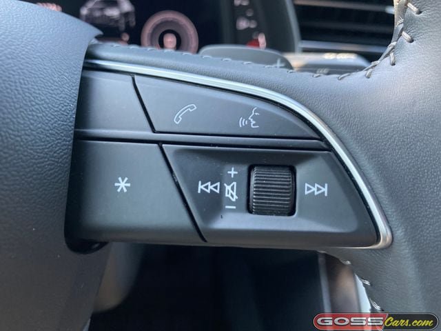 Used 2020 Audi Q8 Prestige AWD/4WD image 20