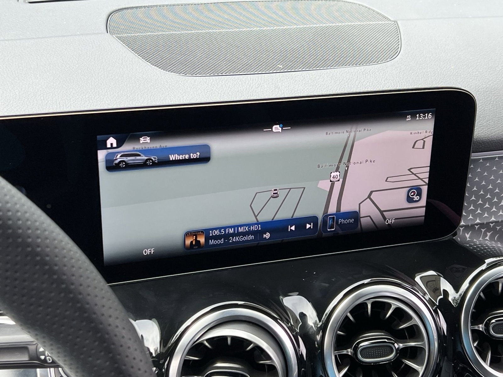 New 2026 Mercedes-Benz GLB 250 4MATIC image 18