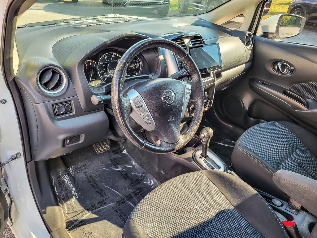 Used 2015 Nissan Versa Note SV FWD image 10