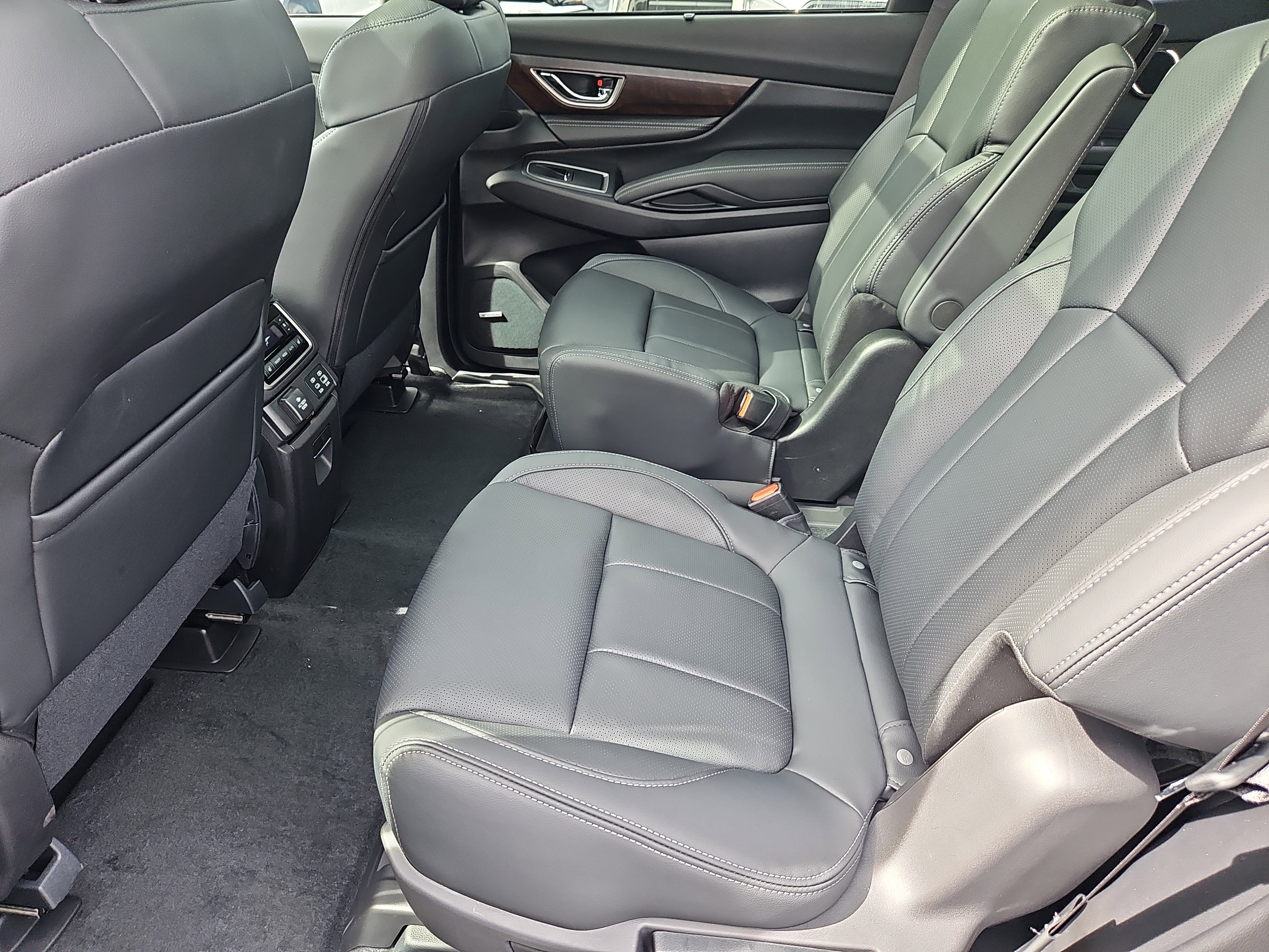 New 2025 Subaru Ascent Touring image 21