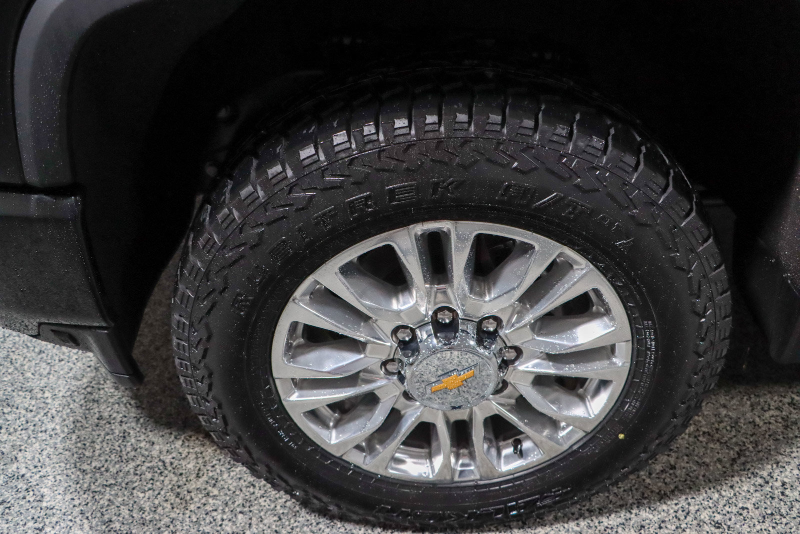 Used 2021 Chevrolet Silverado 2500 High Country w/ Z71 Off-Road Package AWD/4WD image 11