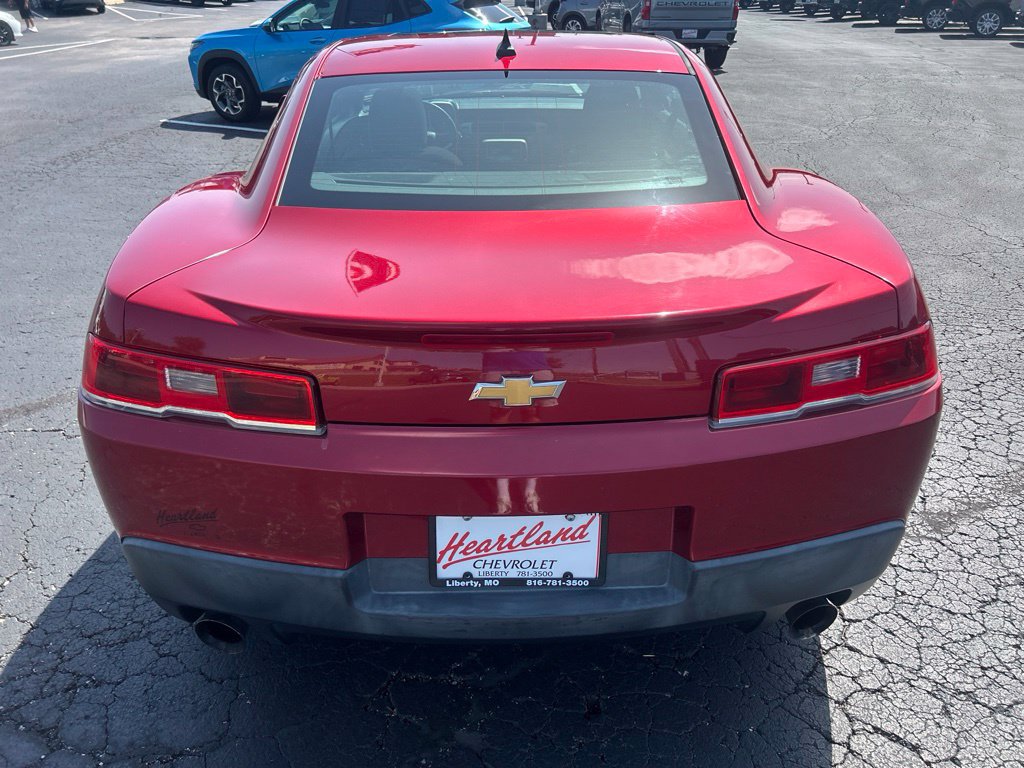 Used 2015 Chevrolet Camaro LT RWD image 6