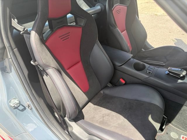 Used 2024 Nissan Z NISMO w/ Floor Mat Package RWD image 28