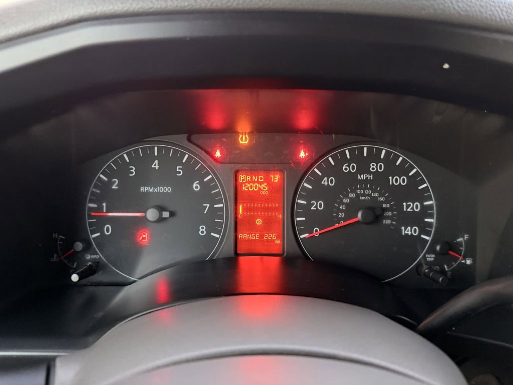 Used 2012 Nissan NV 2500 S w/ Side Curtain Airbag Pkg image 21