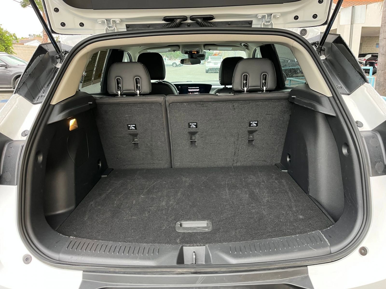 Used 2025 Buick Encore GX Preferred image 31