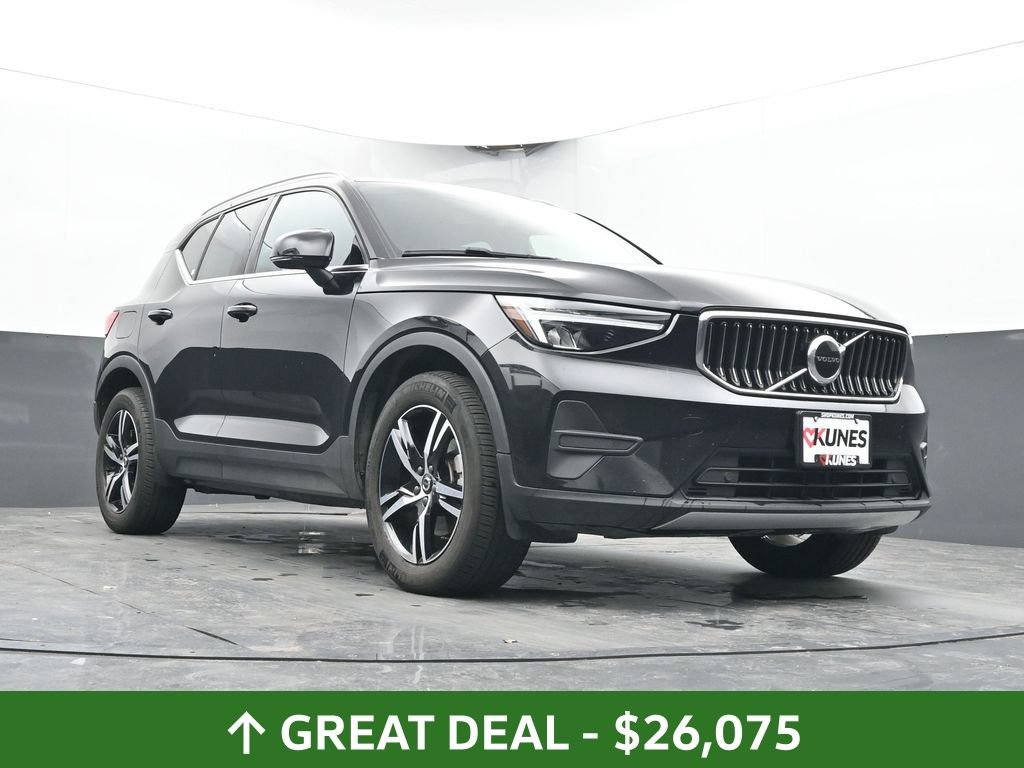 Used 2025 Volvo XC40 B5 Core AWD/4WD image 27