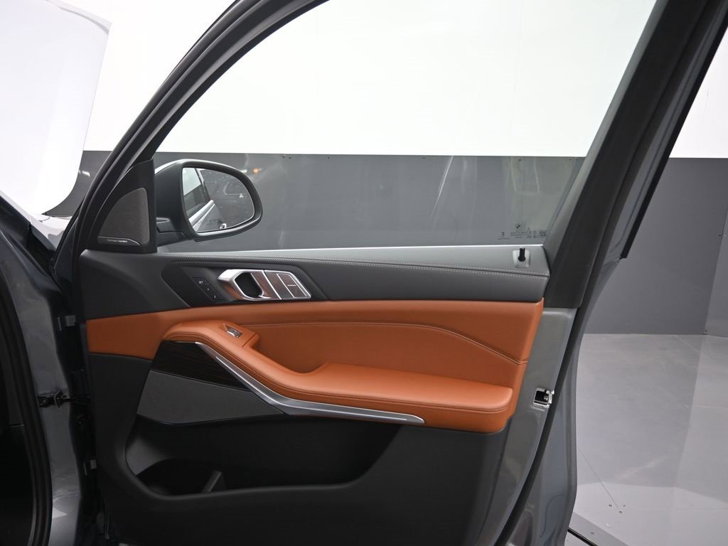 New 2026 BMW X7 xDrive40i image 19