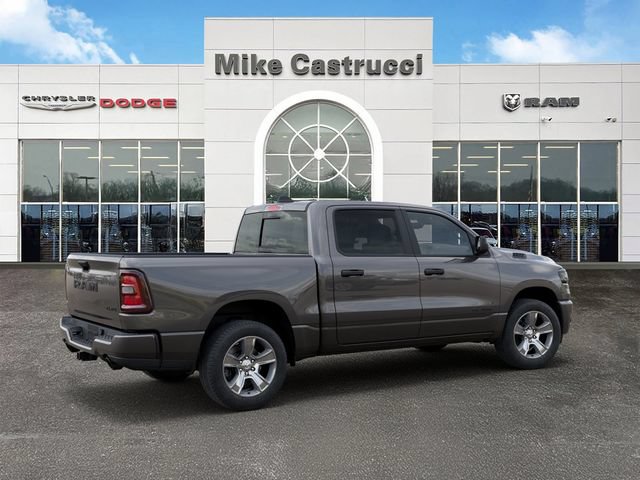 New 2026 RAM 1500 Express AWD/4WD image 5