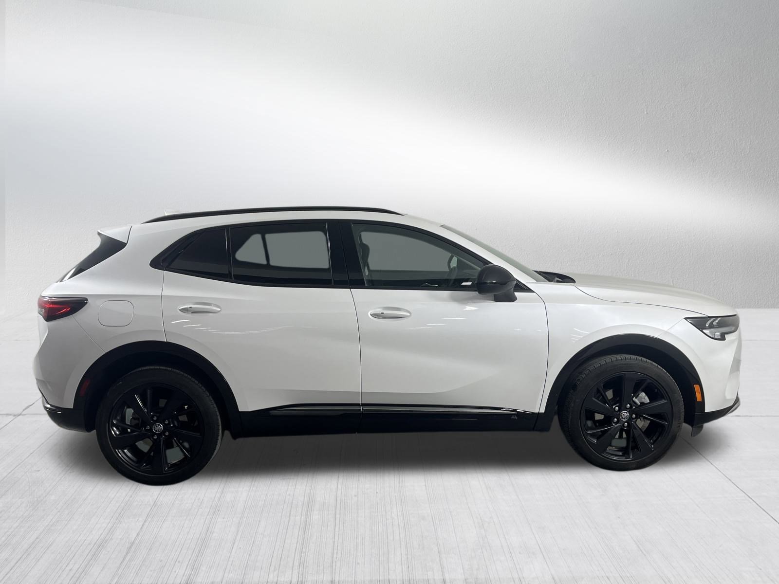 Used 2023 Buick Envision Essence w/ Sport Touring Package image 8